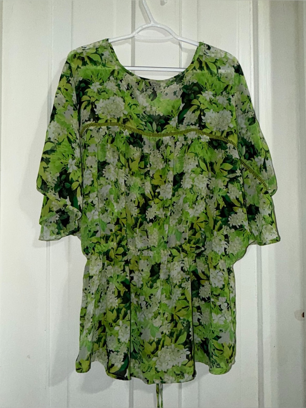 Women's 1X XL shirt top blouse a.n.a Green Floral Blouse - Picture 2 of 6